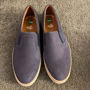 Cougar brand tennis shoes like new size 10